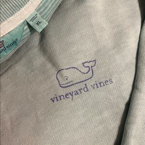 XL Vineyard Vines Crew